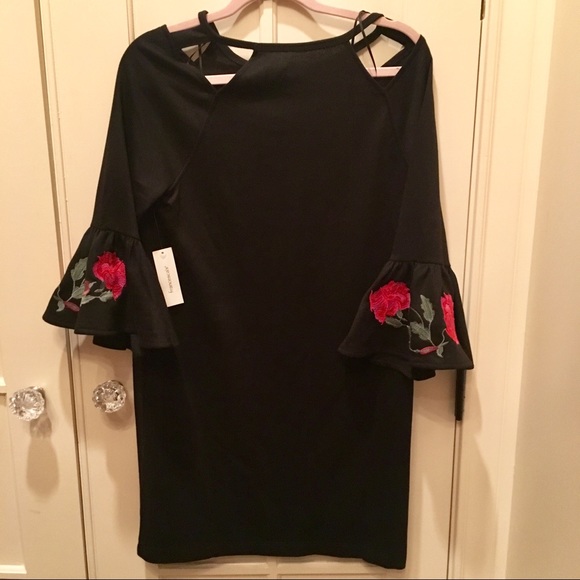 Francesca’s Black Floral Bell Sleeve Dress - NWT - Picture 2 of 4